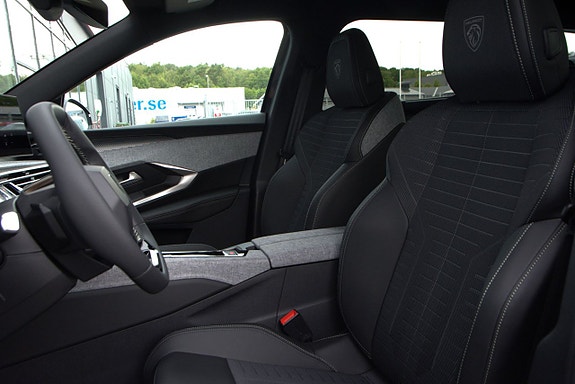 Peugeot 5008 11 of 14