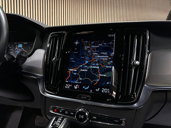 Volvo V90 Cross Country 16 of 28