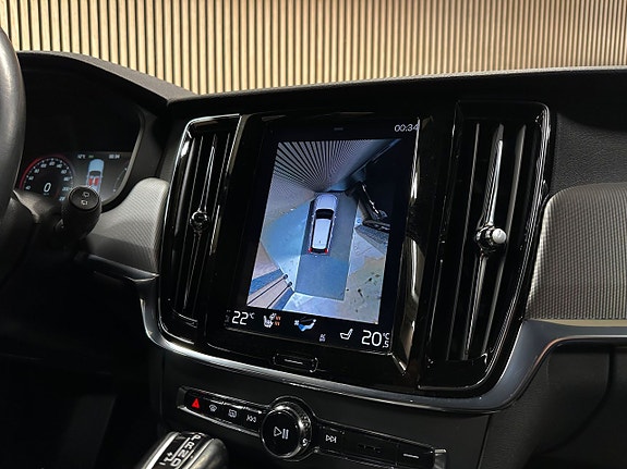 Volvo V90 Cross Country 17 of 28