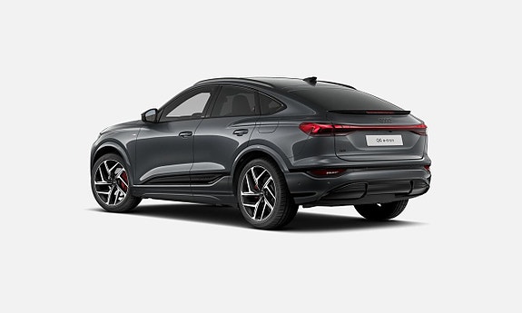 Audi Q6 e-tron 3 of 4