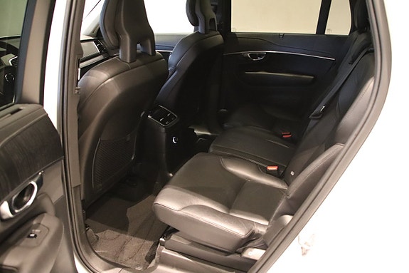 Volvo XC90 9 of 22