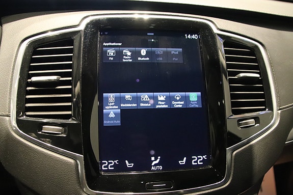 Volvo XC90 17 of 22