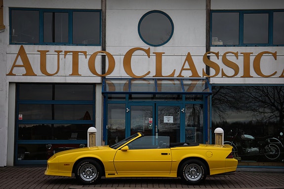 Chevrolet Camaro 6 of 15