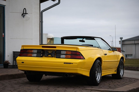 Chevrolet Camaro 5 of 15