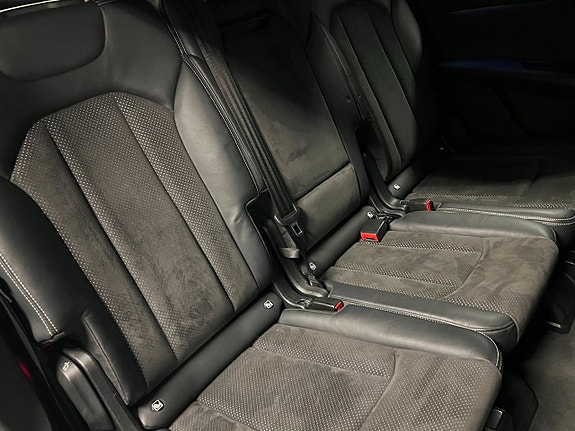 Audi Q7 14 of 25