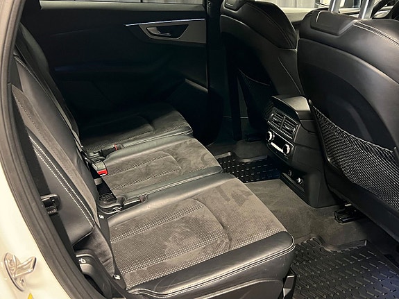 Audi Q7 13 of 25