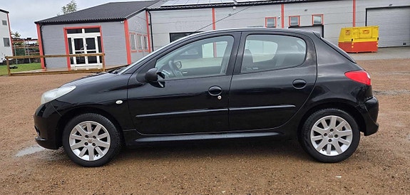 Peugeot 206+ 4 of 5