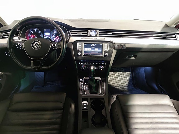 Volkswagen Passat 2.0 TDI 4Motion 190hk Executive 1-Ägare 2 of 5