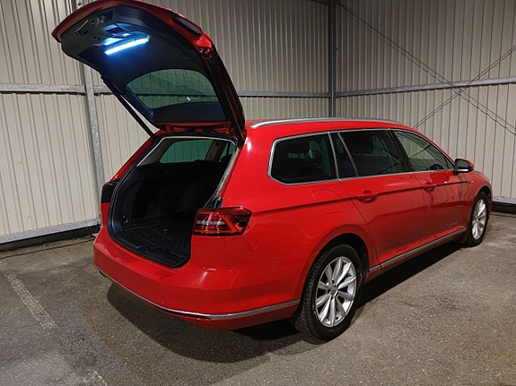 Volkswagen Passat 2.0 TDI 4Motion 190hk Executive 1-Ägare 6 of 18