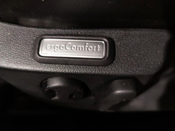 Volkswagen Passat 2.0 TDI 4Motion 190hk Executive 1-Ägare 15 of 18