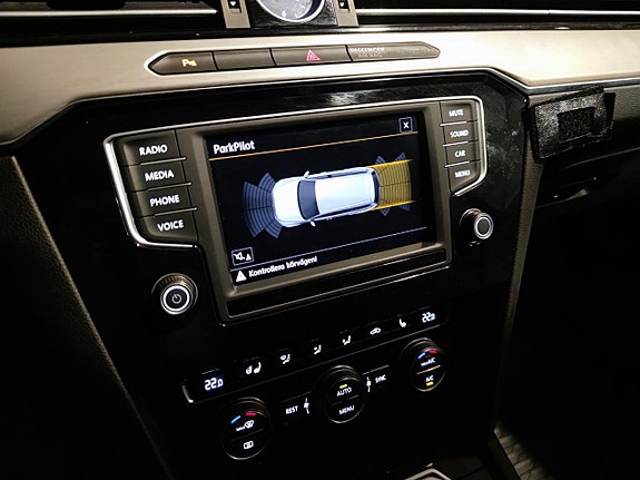 Volkswagen Passat 2.0 TDI 4Motion 190hk Executive 1-Ägare 13 of 18