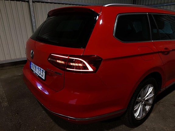 Volkswagen Passat 2.0 TDI 4Motion 190hk Executive 1-Ägare 17 of 18