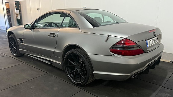 Mercedes-Benz SL500 11 of 23