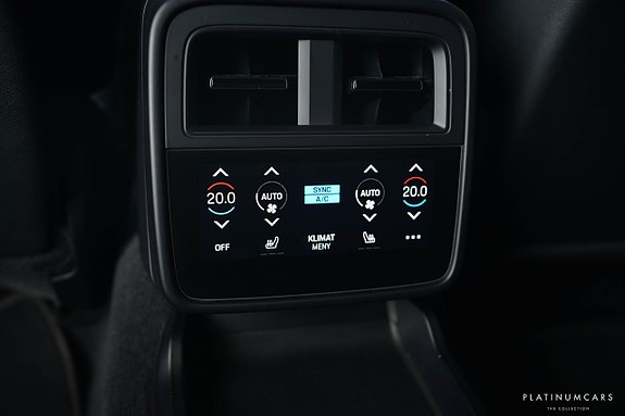 Porsche Taycan 22 of 27