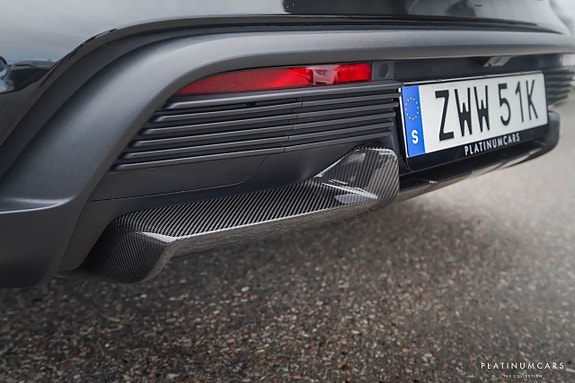 Porsche Taycan 27 of 27