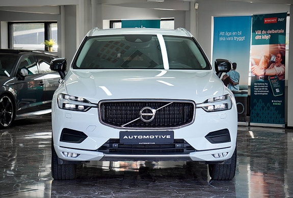 Volvo XC60 2 of 17
