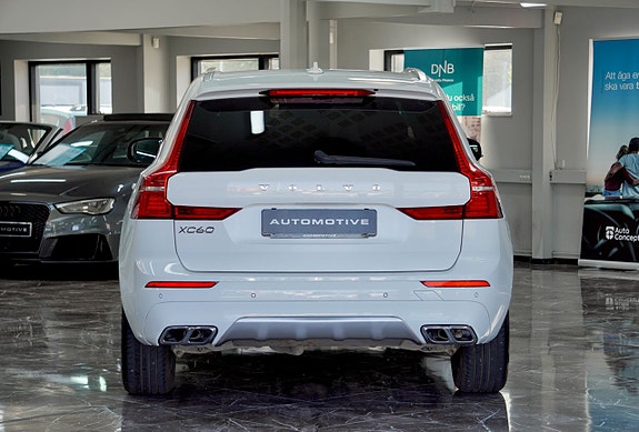 Volvo XC60 3 of 17