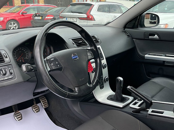 Volvo V50 7 of 16