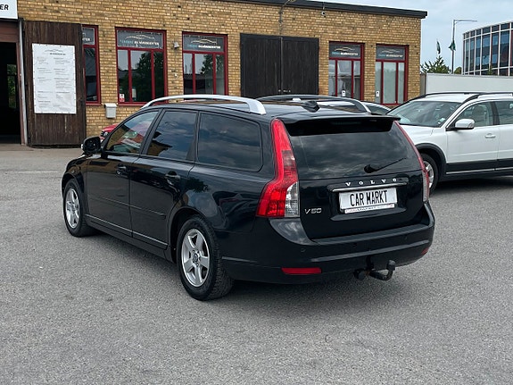 Volvo V50 6 of 16