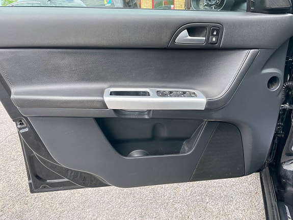 Volvo V50 9 of 16
