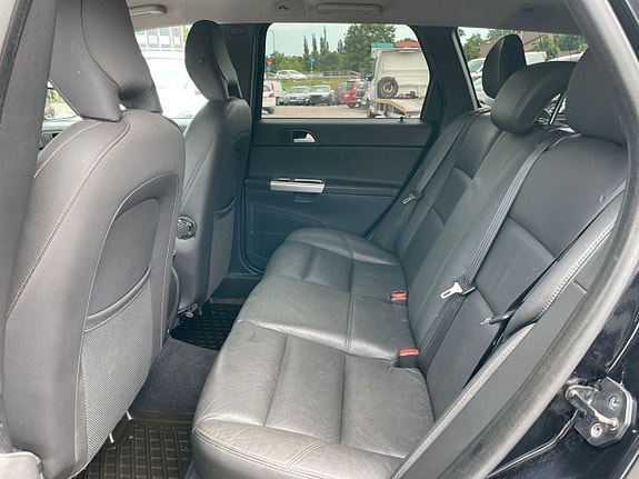 Volvo V50 8 of 16