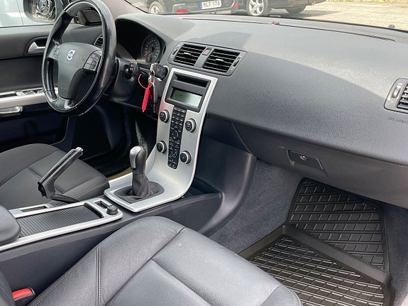 Volvo V50 12 of 16