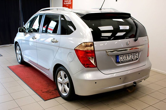 Honda FR-V 7 of 22