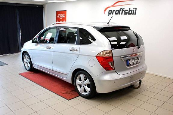 Honda FR-V 6 of 22
