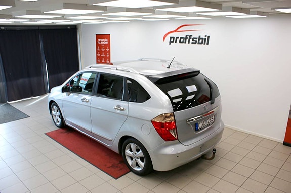 Honda FR-V 10 of 22