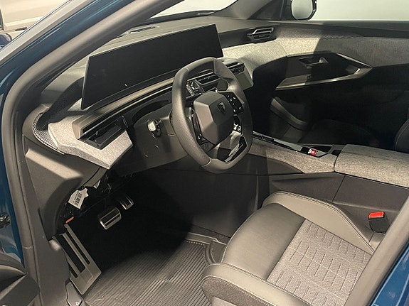 Peugeot 3008 10 of 30