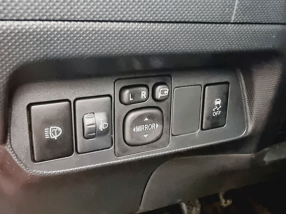 Toyota Auris 9 of 22