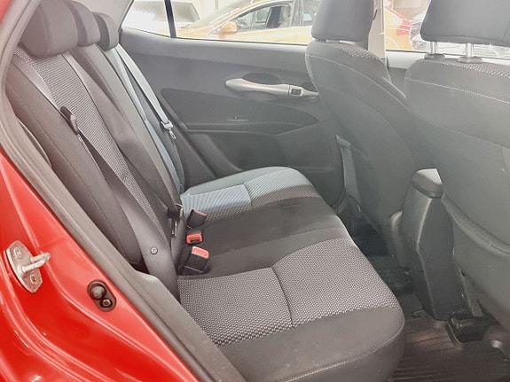 Toyota Auris 18 of 22