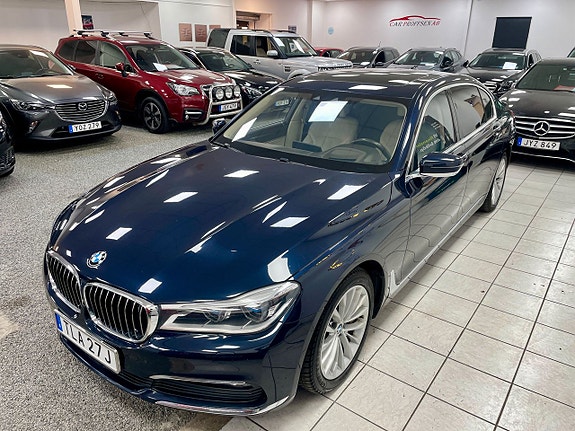 BMW 750Li 25 of 25