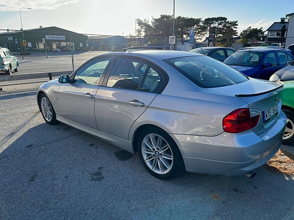 BMW 320 18 of 22
