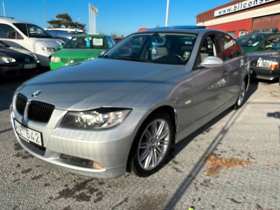 BMW 320 9 of 22