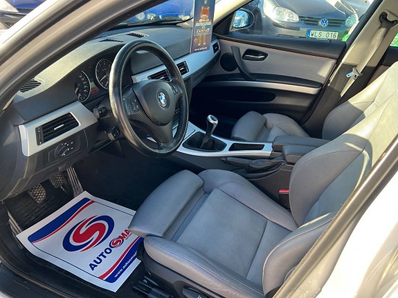 BMW 320 16 of 22
