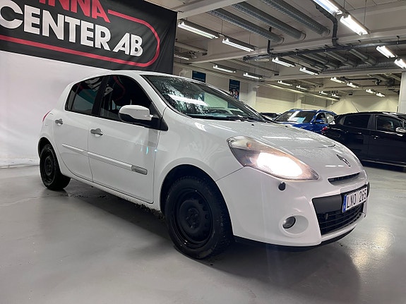 Renault Clio 9 of 20