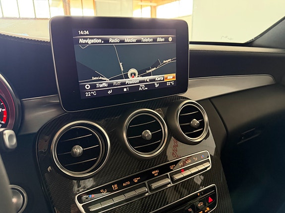 Mercedes-Benz AMG C63 S 27 of 30