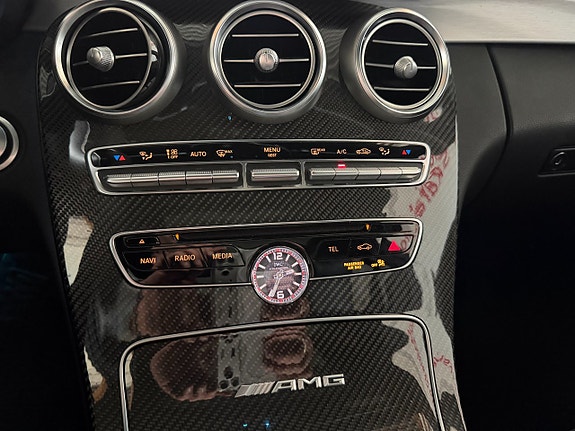 Mercedes-Benz AMG C63 S 28 of 30