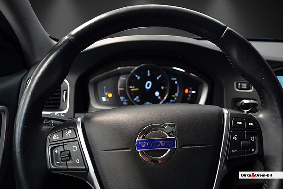 Volvo V60 9 of 18
