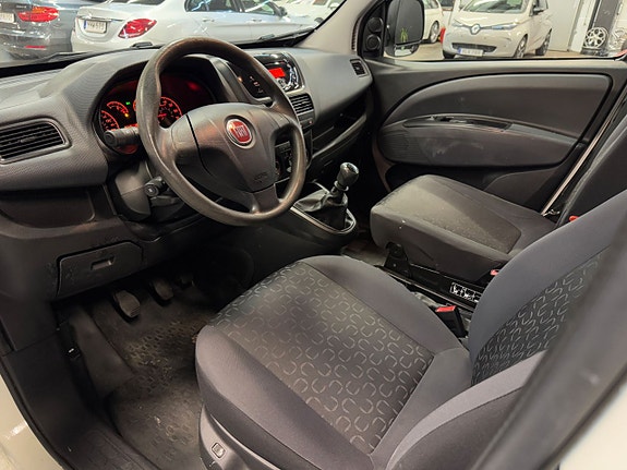 Fiat Doblo 12 of 17