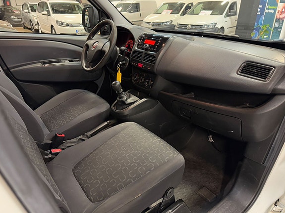 Fiat Doblo 13 of 17