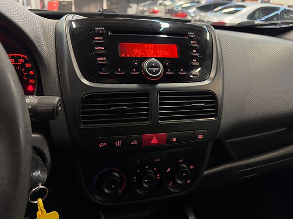 Fiat Doblo 15 of 17