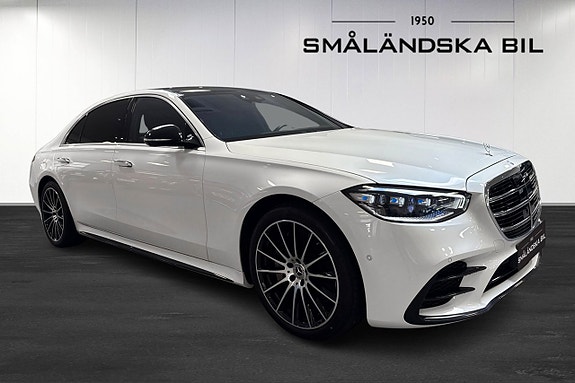 Mercedes-Benz S580 e 2 of 22