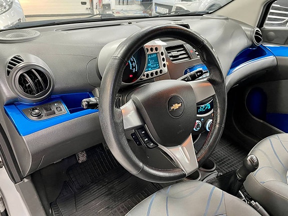 Chevrolet Spark 6 of 19