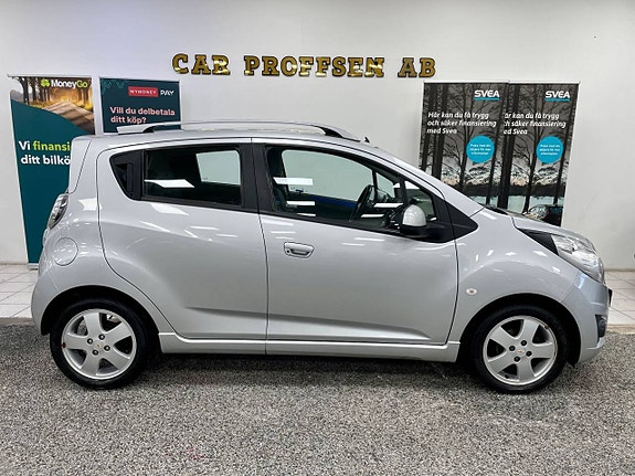 Chevrolet Spark 17 of 19