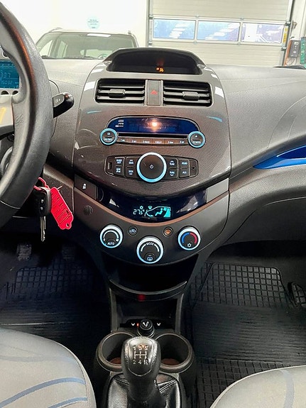 Chevrolet Spark 7 of 19
