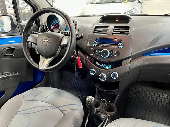 Chevrolet Spark 9 of 19