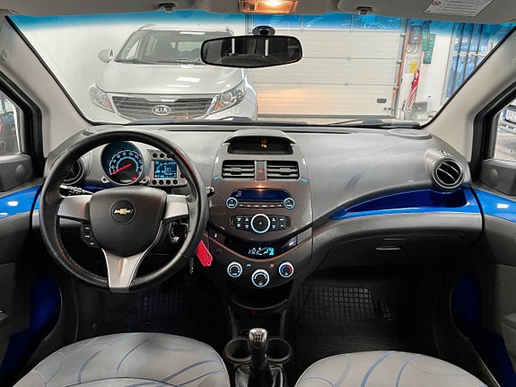 Chevrolet Spark 8 of 19