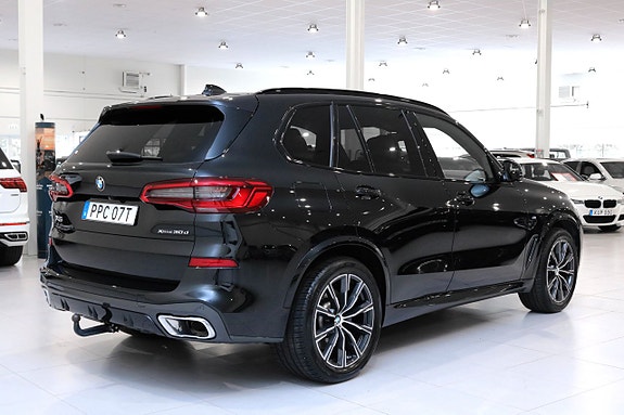 BMW X5 3 of 5
